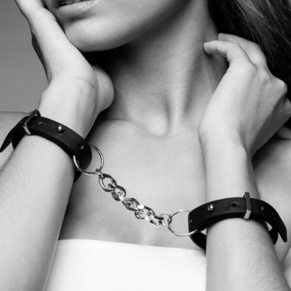 INDISCRETS MAZE - Imagen 2